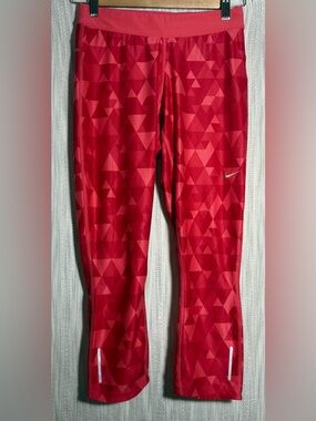 Nike Red Geometric Capri Leggings